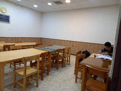 سالن مطالعه برادران